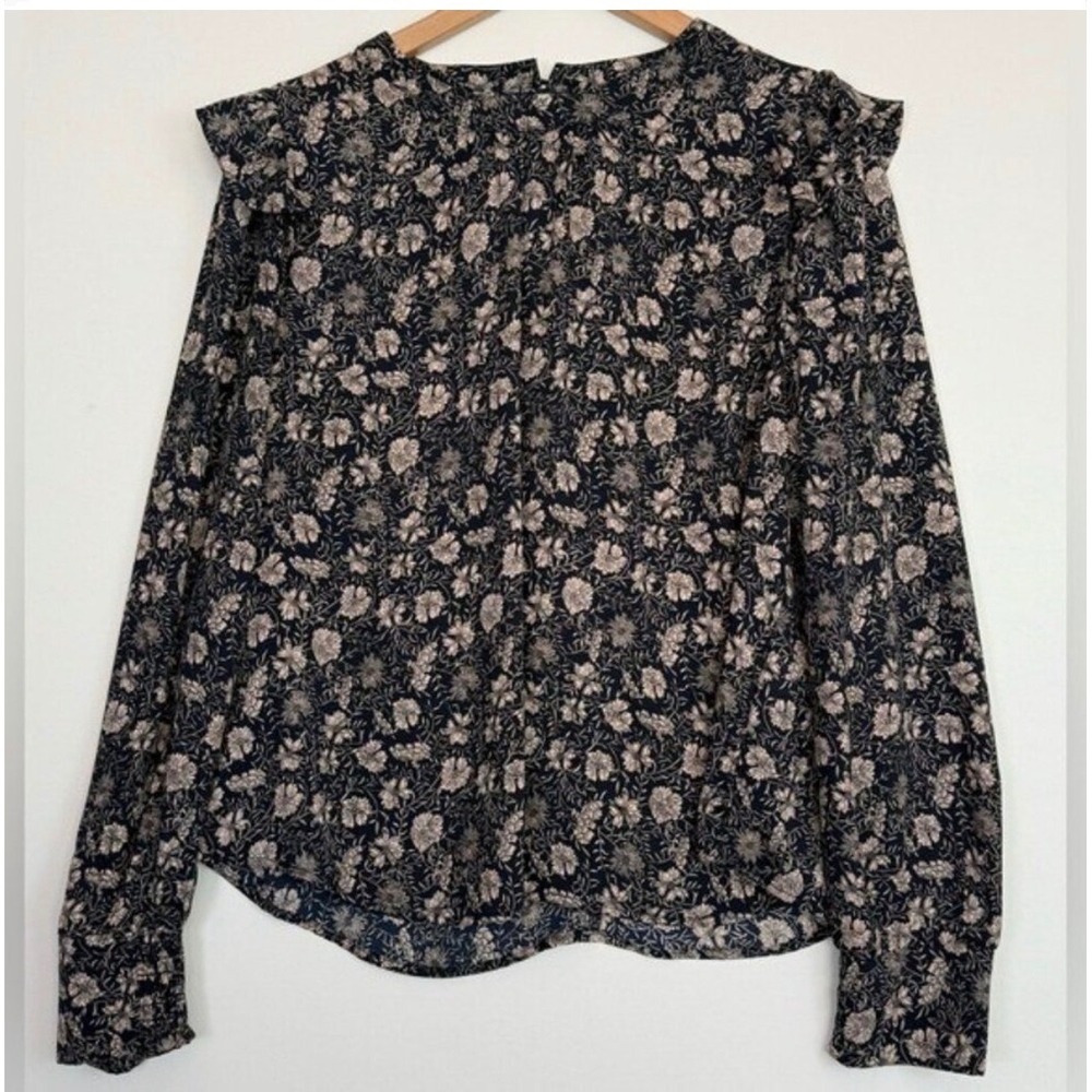 EVEREVE Floral Blouse Long Sleeve Top Blouse Ruffle Shoulder Fall Navy/Tan Sz M